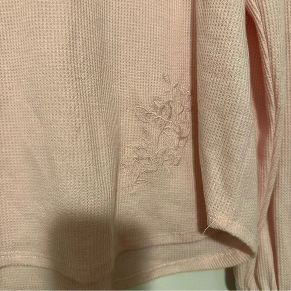 Cupio pale pink long sleeve top embroidered flowers size L - Picture 2 of 7